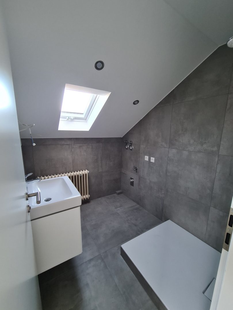 Bad mit Dusche
